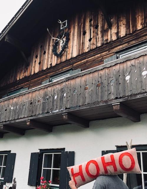 Forest Chalet, 15 Min To Salzburg Olt Town, And Most Beautiful Lakes, Secluded Location, 1,000 Sqm Garden, Mountainview, Panorama Sauna, Bath Whirlpool, Bbq&Bikes&Sunbeds For Free, Up To 10 P Golling an der Salzach Exterior photo