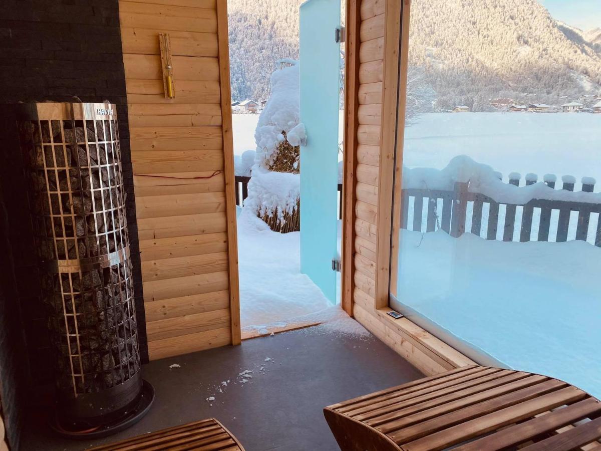 Forest Chalet, 15 Min To Salzburg Olt Town, And Most Beautiful Lakes, Secluded Location, 1,000 Sqm Garden, Mountainview, Panorama Sauna, Bath Whirlpool, Bbq&Bikes&Sunbeds For Free, Up To 10 P Golling an der Salzach Exterior photo